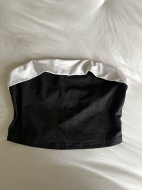 Black and White Strapless Tube Top